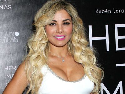 ¡Demasiada presión! Aleida Núñez se metió en un pequeñísimo traje de baño y hay peligro de explosión