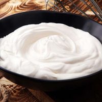 No tires la crema cortada: mirá cómo podés recuperarla con este truco viral que es un 10 para tus recetas