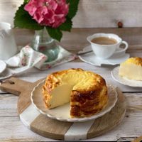 Torta de yogur estilo cheesecake: con solo 3 huevos y 3 bananas, prepará la receta más exquisita para merendar