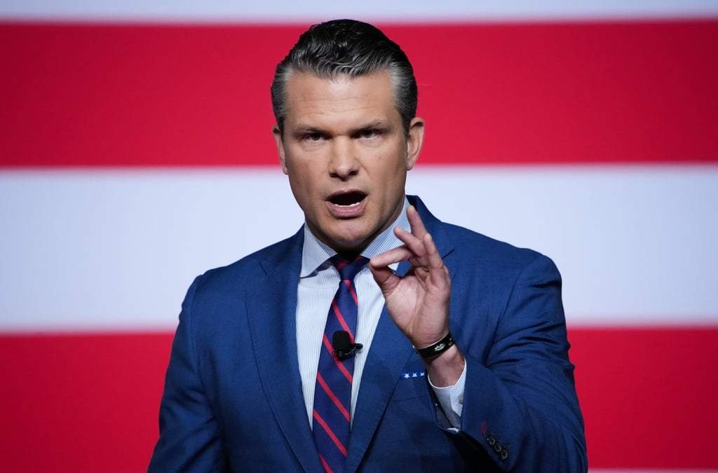 El secretario de Defensa estadounidense Pete Hegseth se dirige a altos mandos militares en la Base del Cuerpo de Marines de Quantico, el martes 30 de septiembre de 2025 en Quantico, Virginia