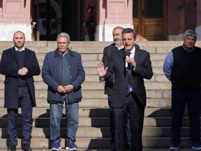 Paritarias: al Gobierno le preocupa negociar con los gremios un tope a los aumentos