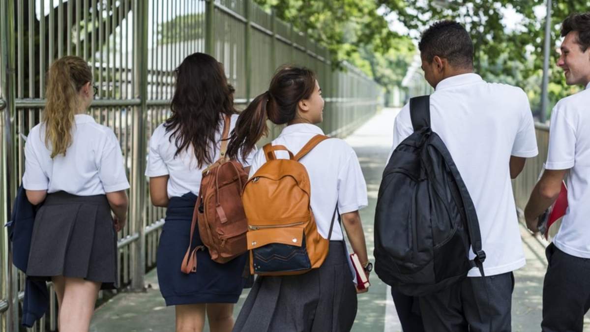 Los vouchers educativos están dirigidos a estudiantes de todos los niveles. Fuente: (X)