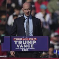 Trump nombra a Stephen Miller, el "zar migratorio" como subdirector de política