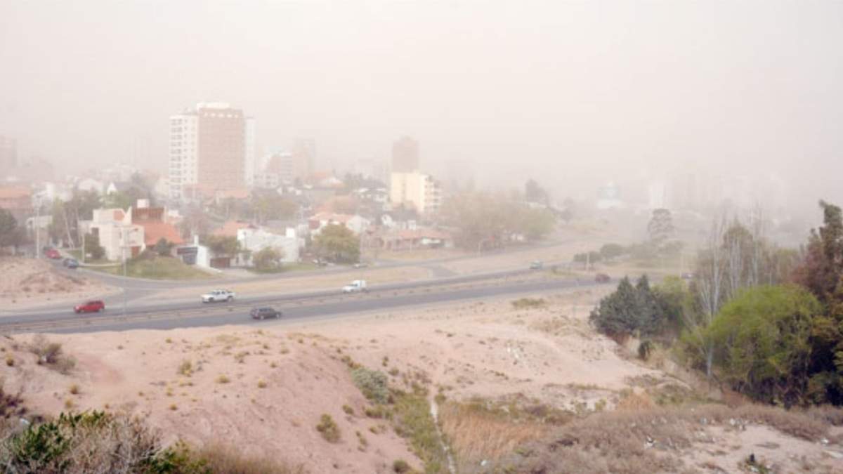 Clima fresco y ráfagas de hasta 70 kilómetros en la hora. Fuente: (Facebook)