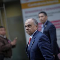 Senadores del PRI piden frenar los gasolinazos y la inflación; “es una burla”, dice Manuel Añorve