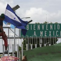 Agradezco a México por detener a "migrantes delincuentes": Trump