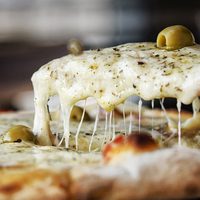 Masa de la pizza: la receta con el truco para que salga bien crocante