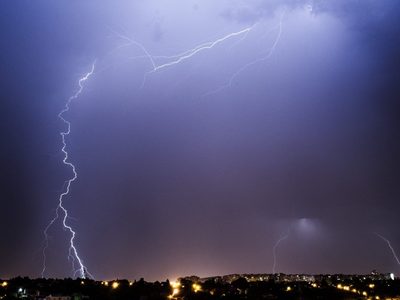 Los neuquinos ya están pendiente de las tormentas