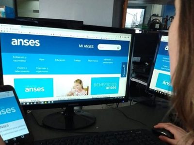 ANSES: quiénes cobran hoy, martes 8 de febrero