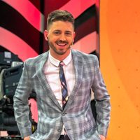 Elegancia y colores claros: así decoró Pampito su cálido departamento