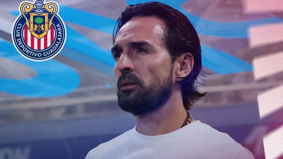 Gerardo Espinoza fuera de Chivas