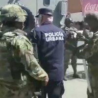 La Marina asume el control de seguridad en Acapulco; detienen a 18 policías (Video)