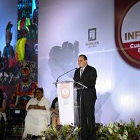 Cuauhtémoc Blanco rinde quinto informe entre acarreo, demagogia y la banda El Recodo