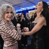 Así reaccionaron Timothée Chalamet y Demi Moore tras su triunfo en los SAG Awards (Video)
