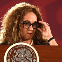 Sanjuana Martínez, directora de Notimex, se lanza contra reportero de Proceso