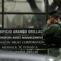 Fiscalía de Panamá prosigue allanamiento a oficinas de Mossack Fonseca