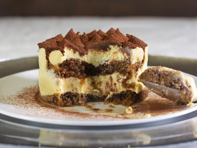 Alfajores helados de tiramisú: probá esta delicia que podés preparar en pocos minutos
