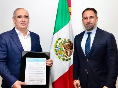 Senadores de Morena truenan contra el PAN por visita y acuerdo con VOX