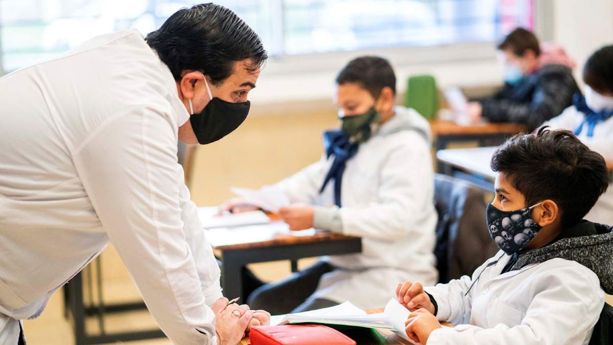 Clases en cuarentena. Fuente: (Twitter)