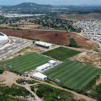 Grupo Salinas finta al SAT: Anuncia obra pública, pero se regala canchas para el Mazatlán FC