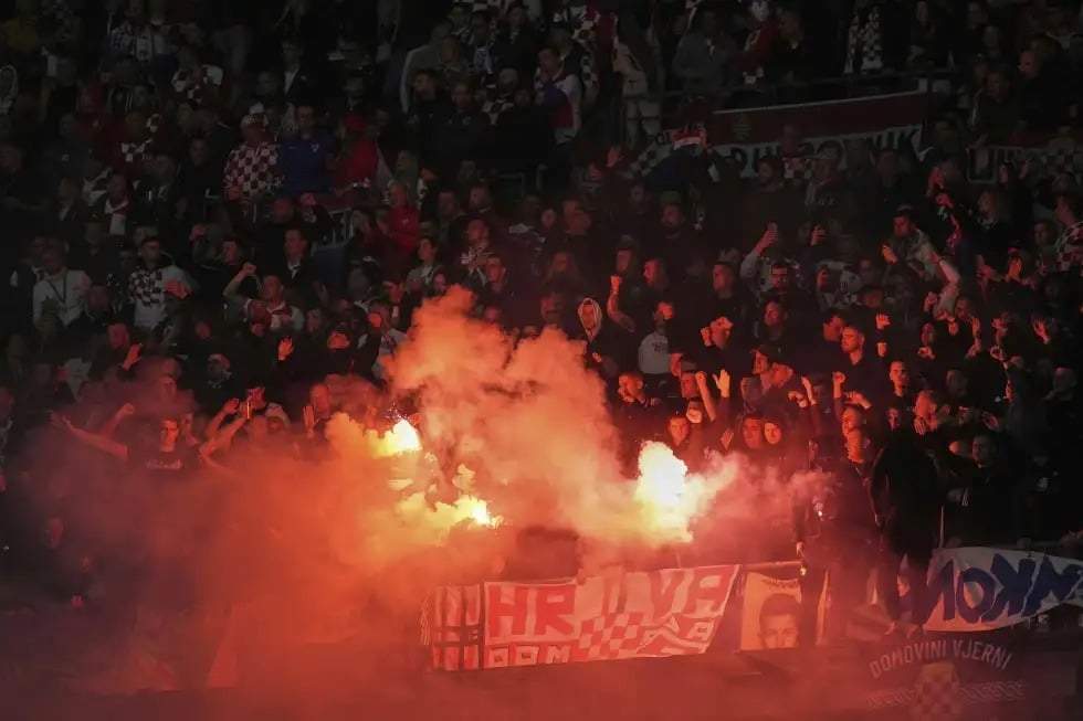 Aficionados acusados de hacer saludo nazi en el Francia-Croacia son liberados por falta de pruebas
