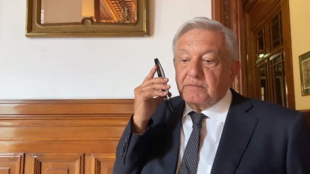 El presidente en comunicación con el mandatario
