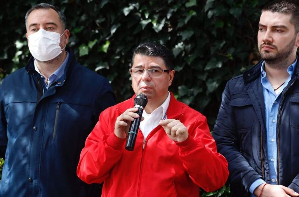 Betanzos y González han sido señalados como personas cercanas a Cuauhtémoc Gutiérrez de la Torre