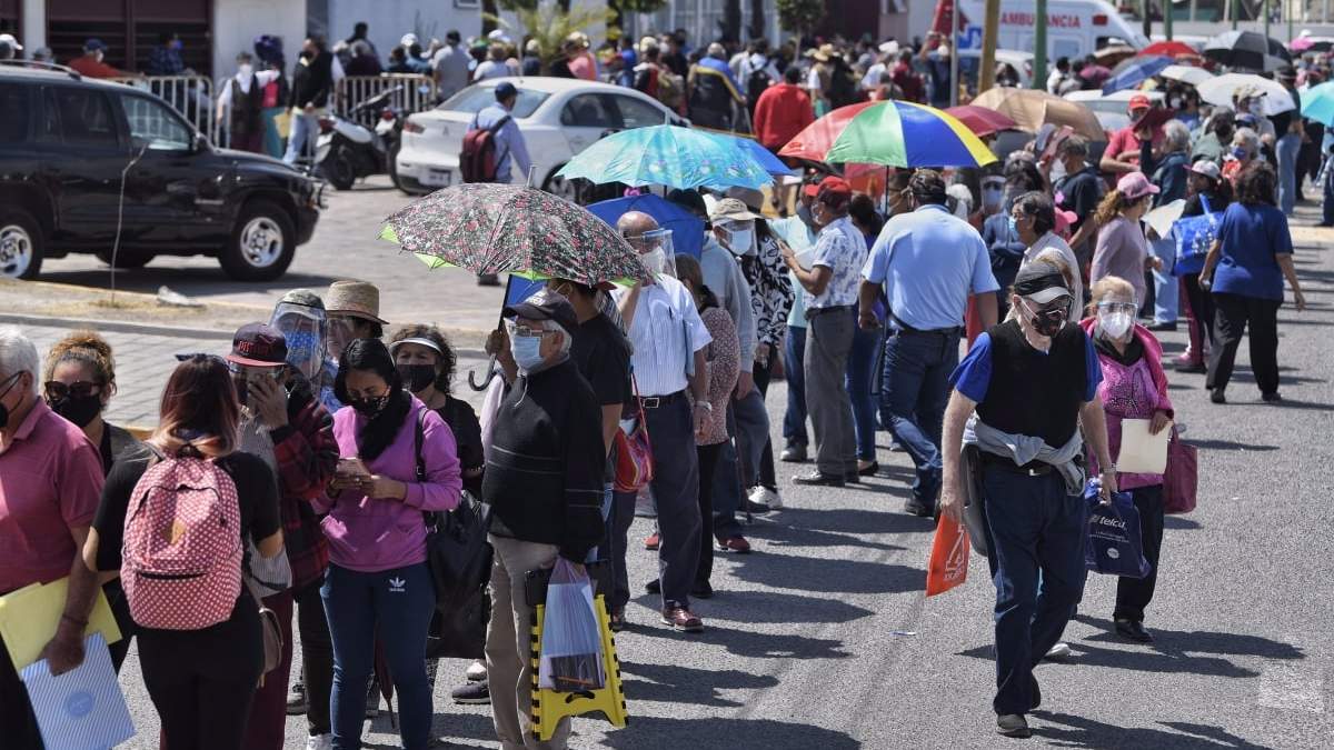 En Ecatepec se están aplicando las 200 mil dosis de la vacuna china Coronavac