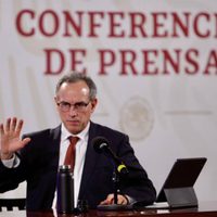 López-Gatell rechaza que gobernadores pretendan comprar las vacunas por su cuenta