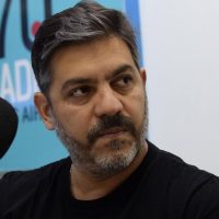 Carlos Bianco criticó al Gobierno Nacional por su medida para bajar el precio del dólar