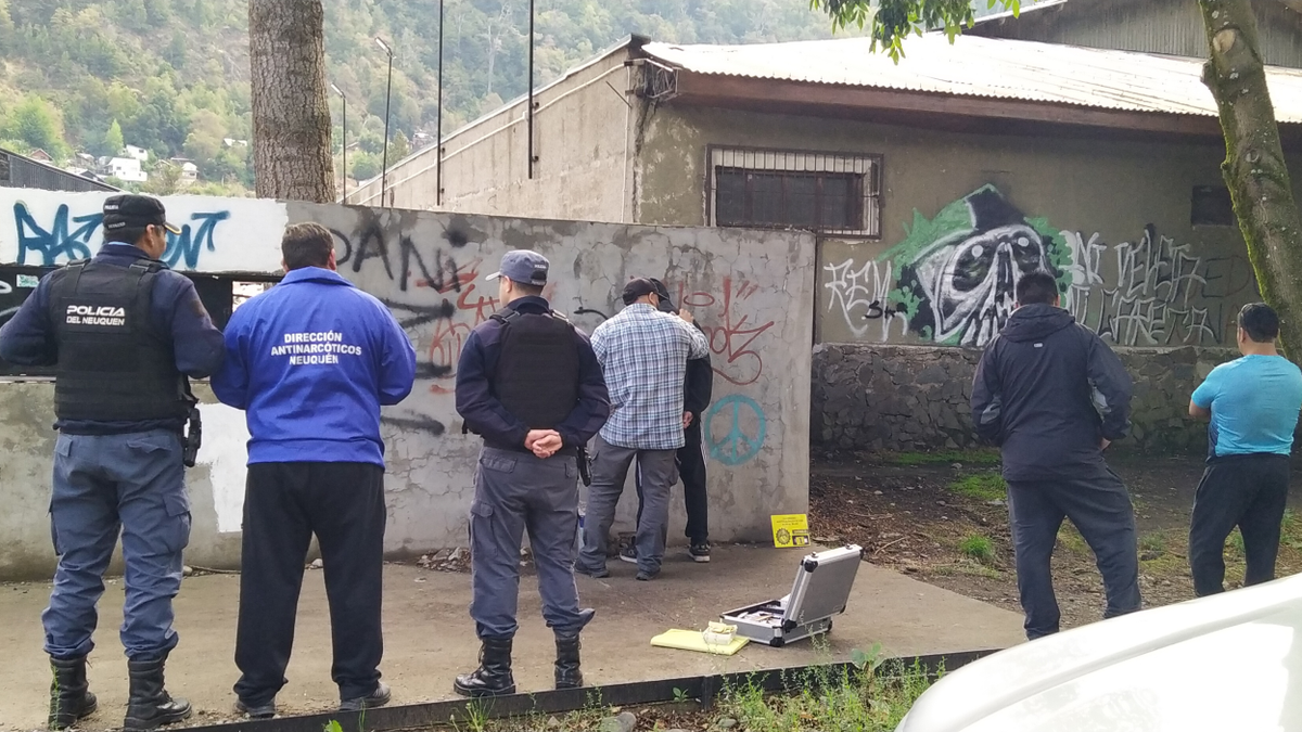 Policía de San Martín de Los Andes logró detener al dealer. Fuente: Realidad Sanmartinense