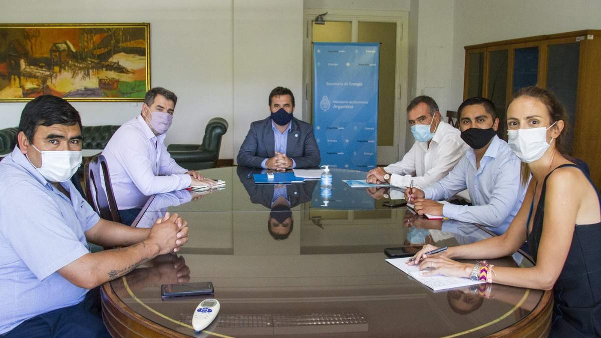 Reunión entre Darío Martínez e intendentes neuquinos. Fuente: (Twitter)