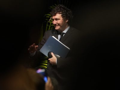 FMI elogia políticas de Milei en Argentina y acuerdan medidas para recuperación económica
