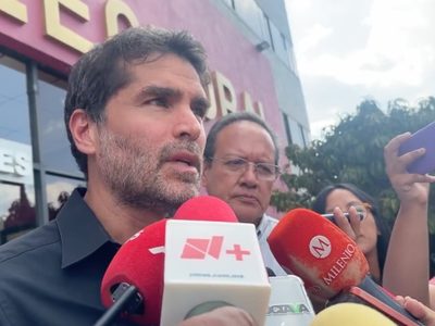 Eduardo Verástegui se registra en el INE como candidato independiente a la Presidencia