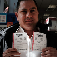 Bolsa de Mega Millions con US$400 millones atrae a miles de mexicanos