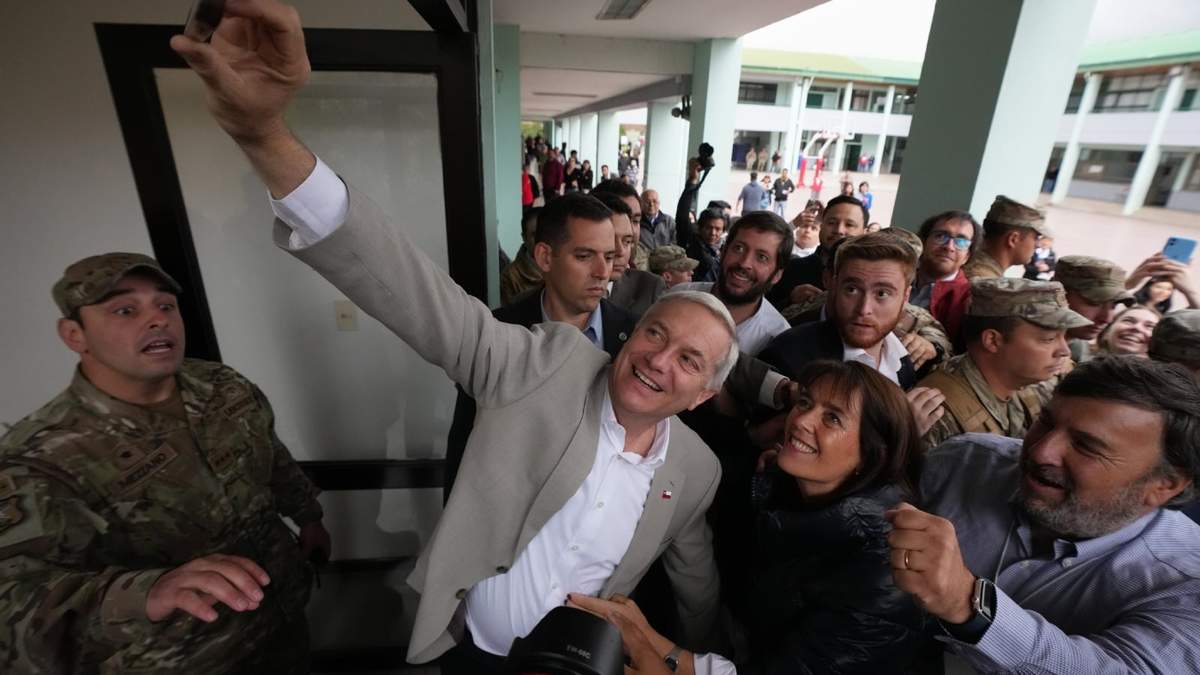 Jose Antonio Kast, uno de los principales referentes de la extrema derecha latinoamericana y quien se perfila como favorito en todas las encuestas presidenciales