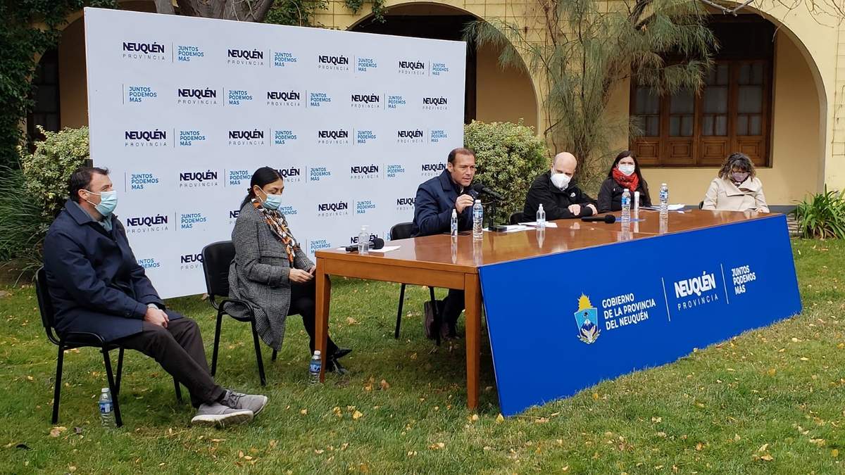 Conferencia de prensa del Gobierno de Neuquén. Fuente: (Twitter)