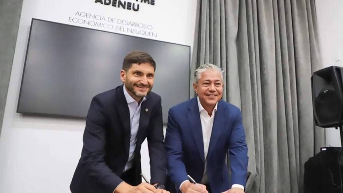 Los gobernadores Rolando Figueroa y Maximiliano Pullaro. Fuente: (Gobierno de Neuquén)