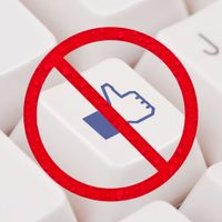 Eliminan página de Facebook que rastreaba presencia de ICE en Chicago a petición del gobierno