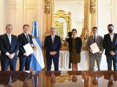 Tras reunirse con Alberto Fernández, YPF y Equinor concretaron un acuerdo