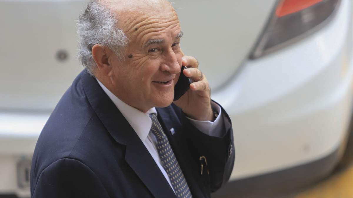 Senador Oscar Parrilli. Foto: (Twitter)