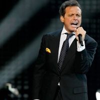 ¡MUY TIERNO! El hijo de Luis Miguel reaparece en un video ¡inesperado!