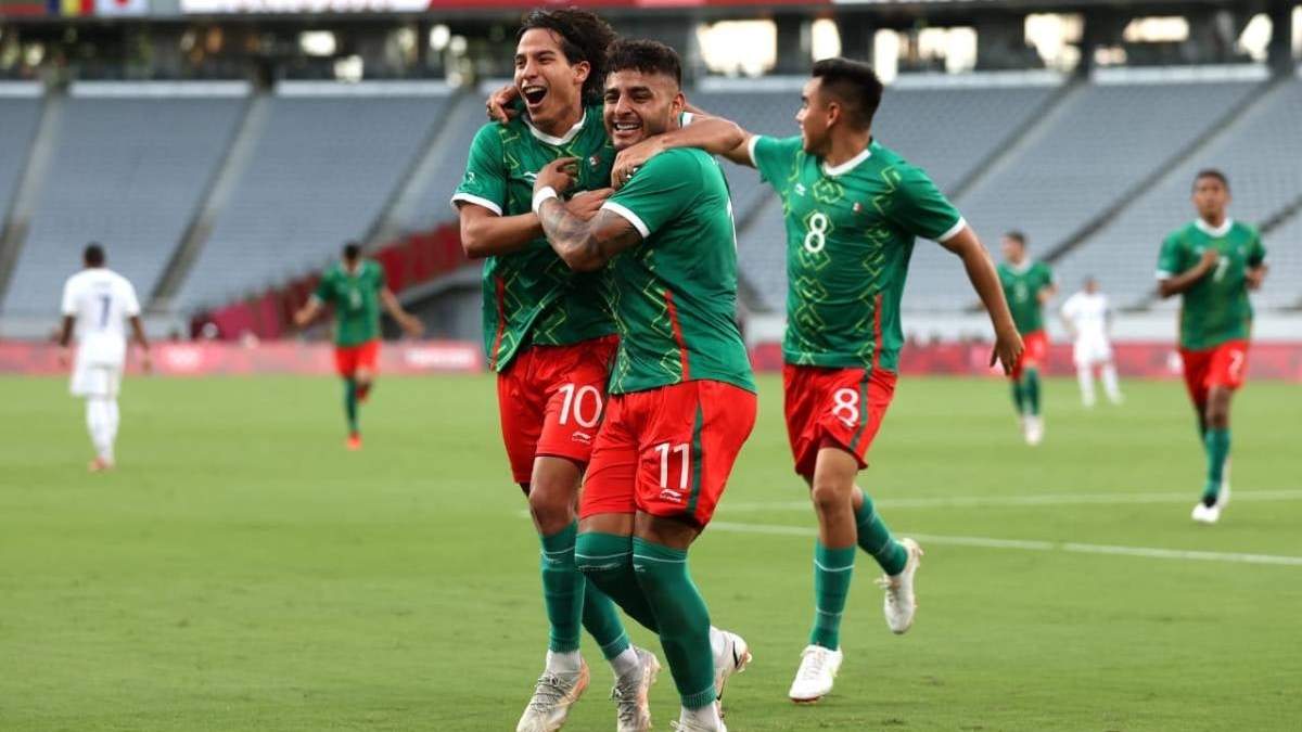 Con el triunfo, México encabeza el Grupo A, con 3 puntos, a falta del resultado que arroje el enfrentamiento entre Japón y Sudáfrica