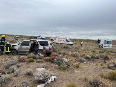 Murió una mujer en un vuelco cerca de Piedra del Águila