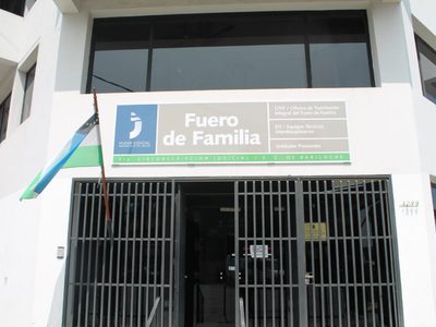 Bariloche: rechazan el reclamo por la cuota alimentaria de un padre acusado de violencia de género