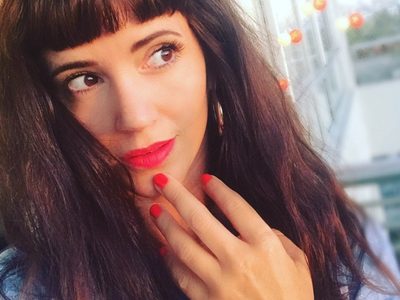 ¡Qué blooper! Griselda Siciliani cayó al agua y arruinó su súper look