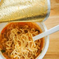 Conocé estos alarmantes datos para tu salud antes de volver a comprar fideos instantáneos