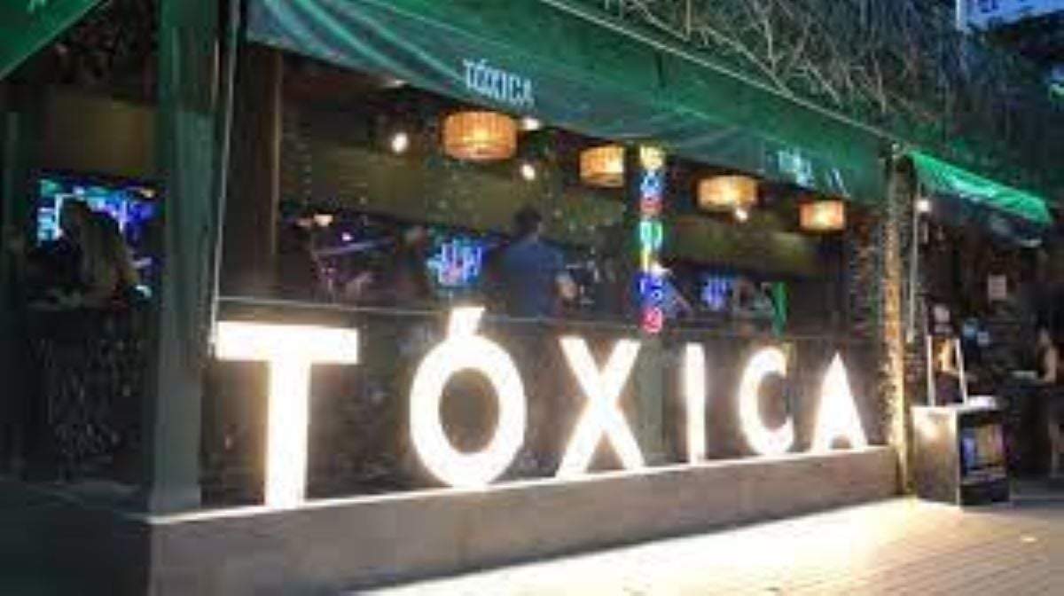 Bar Tóxica en Acapulco
