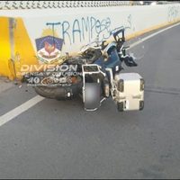 Murió un motociclista en Neuquén al impactar contra un muro de contención en la Autovía Norte
