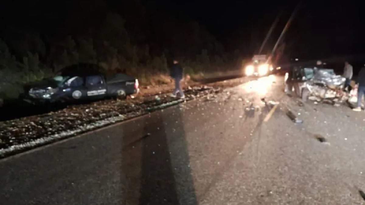 El violento choque frontal ocurrió en el kilómetro 2080 de la Ruta 40. Fuente (X)